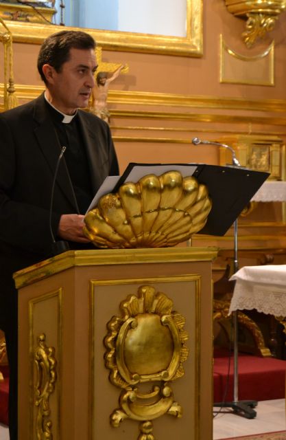 Diego Martínez anima a los cofrades a difundir el culto público en nombre de la iglesia