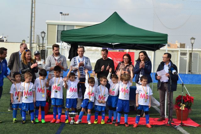 La EFB Pinatar celebra el I Torneo de Fútbol Base Biberón-Chupeta