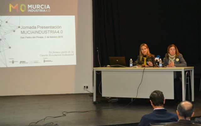 El Info explica en San Pedro su programa de ayudas Murcia Industria 4.0
