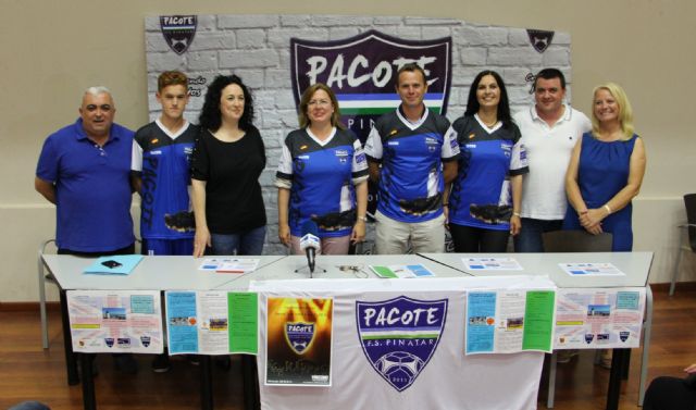 'Pacote English Football Camp' escuela de vernano para practicar fútbol sala y aprender inglés