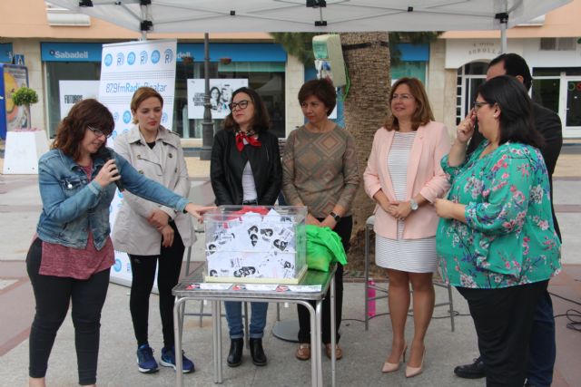 La campaña por el Día de la Madre reparte 300 euros en vales regalo para gastar en comercios locales
