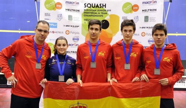 La pinatarense Cristina Gómez, subcampeona de Europa de selecciones nacionales sub 19 de squash