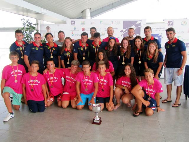 Los equipos de Kayak Polo UCAM-AD Pinatar sub-21 y femenino, campeones de España por clubes