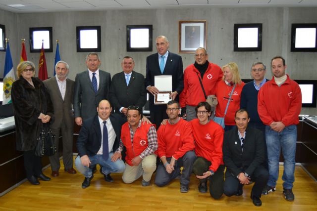 Cruz Roja reconoce la labor solidaria de la Fundación del Real Madrid