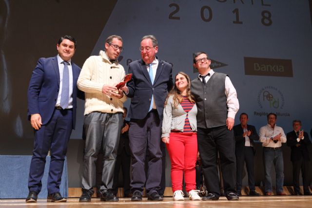 Los premios al mérito deportivo de la Región de Murcia distinguen la gestión de Pinatar Arena