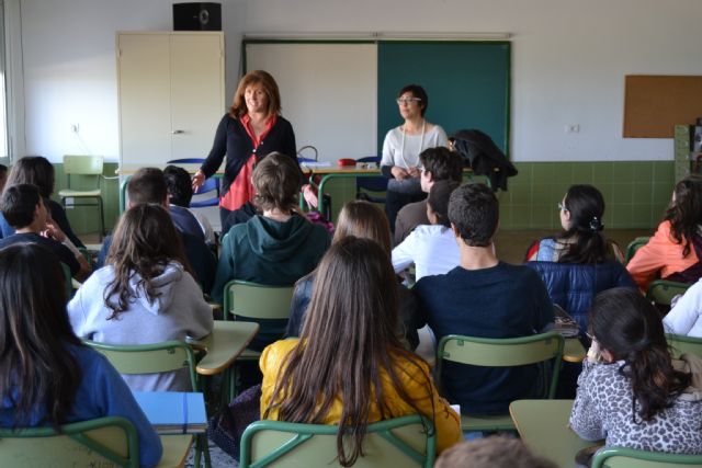 Servicios Sociales imparte un taller afectivo-sexual dirigido a alumnos de segundo ciclo de secundaria