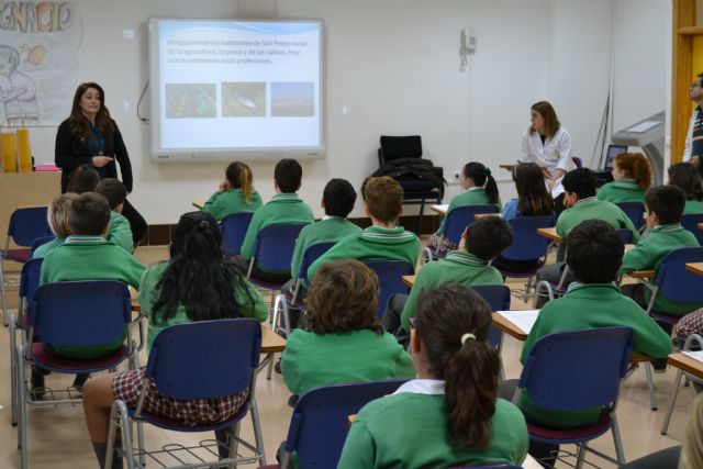 Turismo acerca el Mar Menor y las Salinas de San Pedro a los escolares del municipio