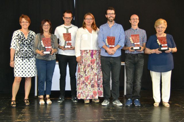 'El chico de la última fila' obtiene premio a la mejor representación de la V Muestra de Teatro Aficionado