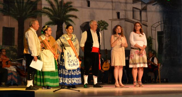 La peña El Caldero celebra el décimo aniversario del Festival de Folclore Villa de San Pedro
