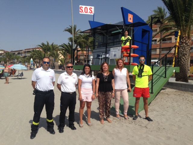 Un total de 37 socorristas vigilan las playas de San Pedro del Pinatar este verano