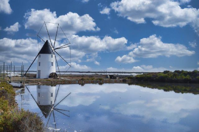 San Pedro del Pinatar se llena de vida: procesiones, cultura, deporte y mar protagonizan la Semana Santa