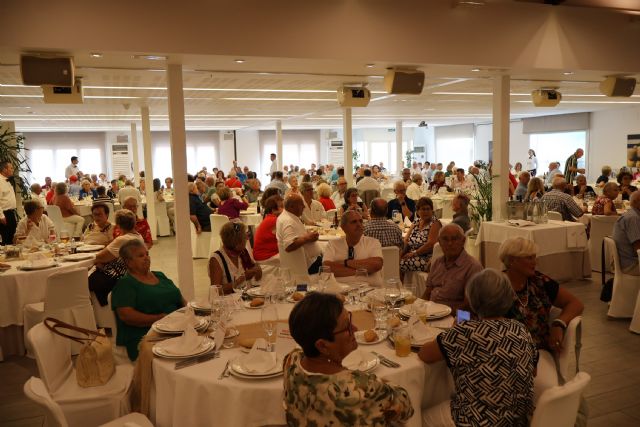 El Hogar del Pensionista de Lo Pagán celebra el Día Internacional de las Personas Mayores
