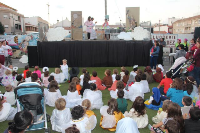 La parroquia programa talleres, teatro, gymkana y merienda para celebrar Holywins