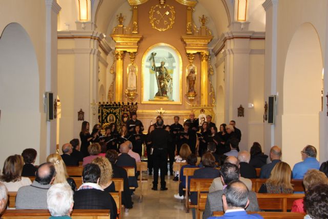La Coral Patnia repasa la polifonía sacra en el recital 'Voces de Pasión'