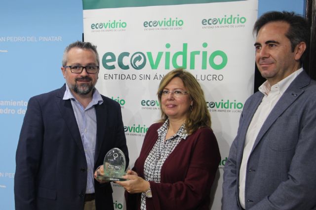 El plan estival de Ecovidrio incrementa un 18% el reciclado de vidrio en San Pedro del Pinatar