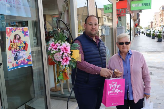 La campaña comercial 'Esta primavera, tus compras en San Pedro' repartirá 10.000 euros en premios