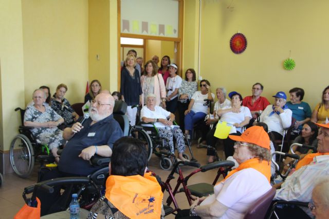 Más de un centenar de mayores participan en las II Olimpiadas del Mar Menor celebradas en Villademar