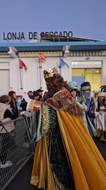 Los Reyes Magos llegan a San Pedro guiados por 'La Estrella de la Navidad'