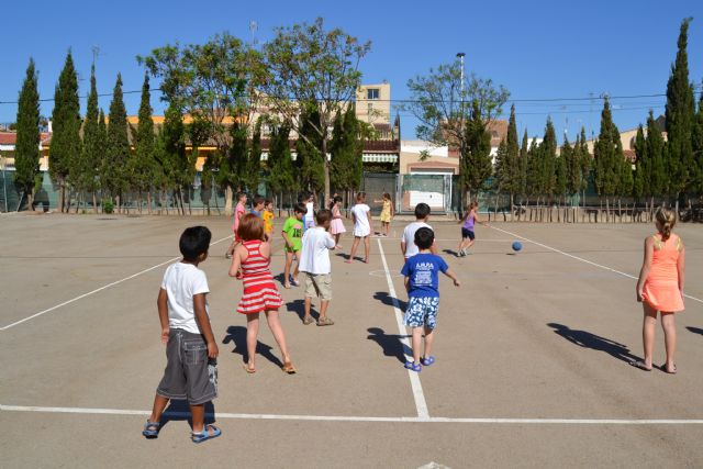 El Ayuntamiento instalará sombrajes en los centros escolares públicos de educación infantil y primaria