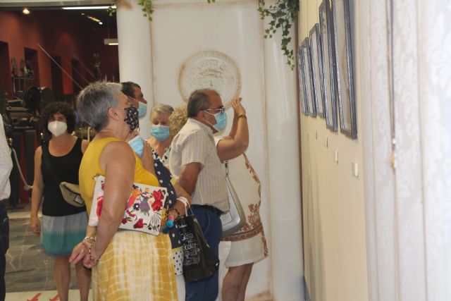 El Museo Barón de Benifayó acoge una exposición etnográfica sobre la fábrica de chocolates Tárraga