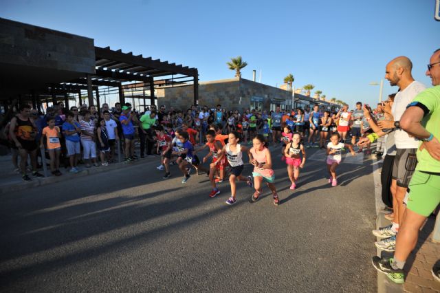 El pinatarense Moises  Meroño y Mercedes Merino  ganan la Full Moon Race en su cuarta edición