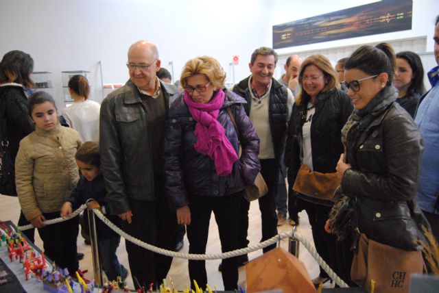 La maqueta 'Viernes Santo' muestra la Semana Santa de San Pedro del Pinatar en miniatura