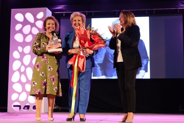 San Pedro del Pinatar rinde homenaje a Mª Carmen Pérez Rivera como mujer referente del municipio