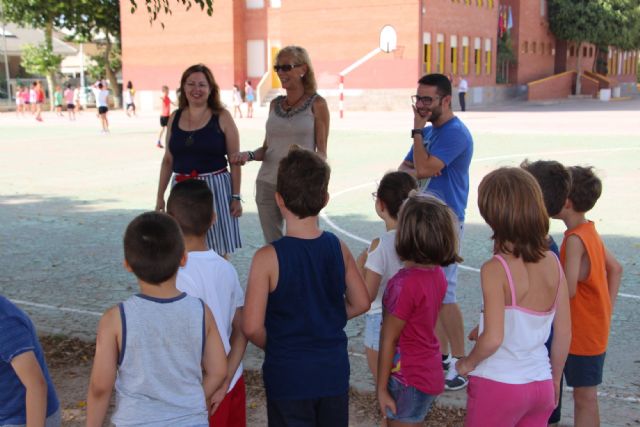 Los colegios de Maspalomas y Villa Alegría acogen la escuela de verano municipal con más de 350 niños