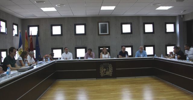 El Pleno aprueba las subvenciones a deportistas pinatarenses y asociaciones socio-sanitarias