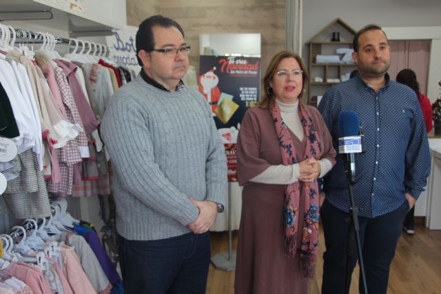 San Pedro del Pinatar lanza la campaña 'Tú eres Navidad' para incentivar las compras en el comercio local