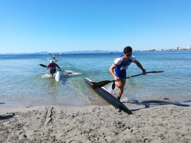 112 palistas de nueve clubes participan en la regata de la Liga Autonómica celebrada en San Pedro del Pinatar