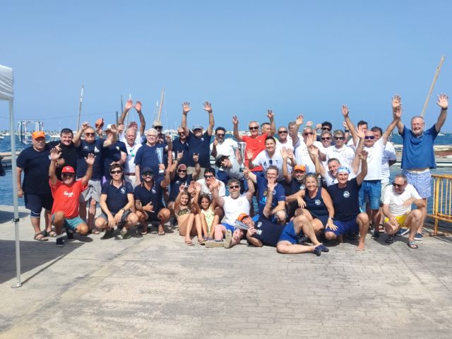 Virgen del Carmen y La Conchita vencen en la V Regata de Vela Latina en honor a la patrona de los mares