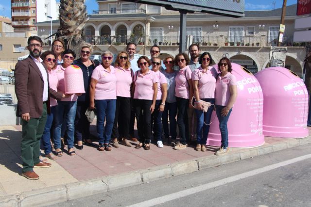 San Pedro del Pinatar se suma a la campaña 'Recicla Vidrio por Ellas' con motivo del Día Mundial del Cáncer de Mama