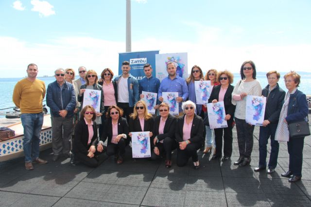 La Sardina llegará a  San Pedro del Pinatar a bordo de un dragonboat tripulado por las 'flamencos rosas'