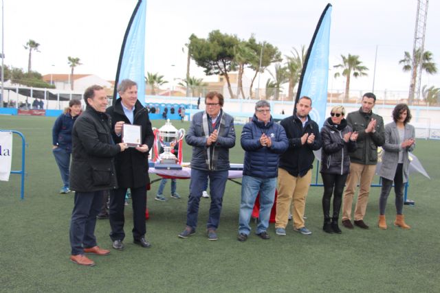Madrid se proclama campeona de España alevín  en el campeonato de fútbol 8 femenino celebrado en San Pedro del Pinatar
