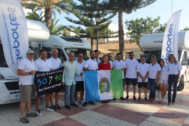 El club pinatarense 30740 participa en la prueba de ciclismo 'The Goods Non Stop Madrid  Lisboa'
