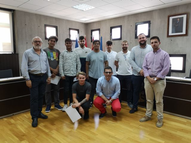 Alumnos de Formación Profesional de Electricidad e Informática completan su formación en el Ayuntamiento