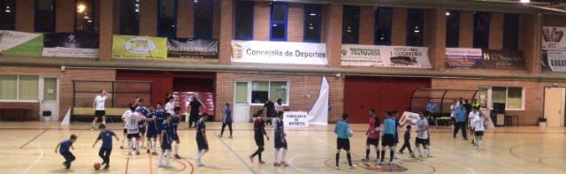 Duro correctivo para Zambú CFS Pinatar en Móstoles (8-2)