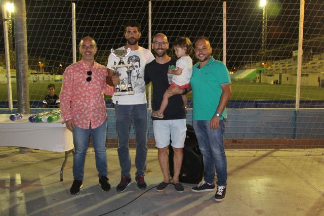 New Castelar Clizama se proclamó campeón del XV Trofeo alcaldesa de futbol 7