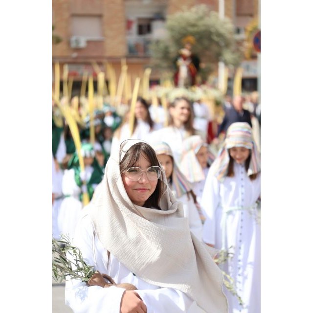 Jesús Triunfante guía a cientos de fieles en el Domingo de Ramos pinatarense