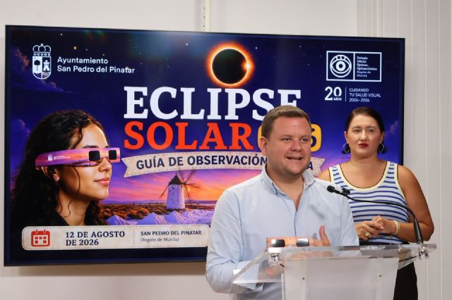 San Pedro del Pinatar y el COORM presentan una campaña para observar el eclipse solar con seguridad