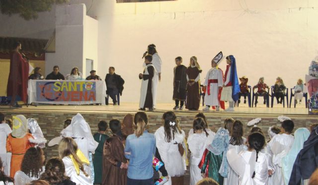 La parroquia San Pedro Apóstol celebra Holywins