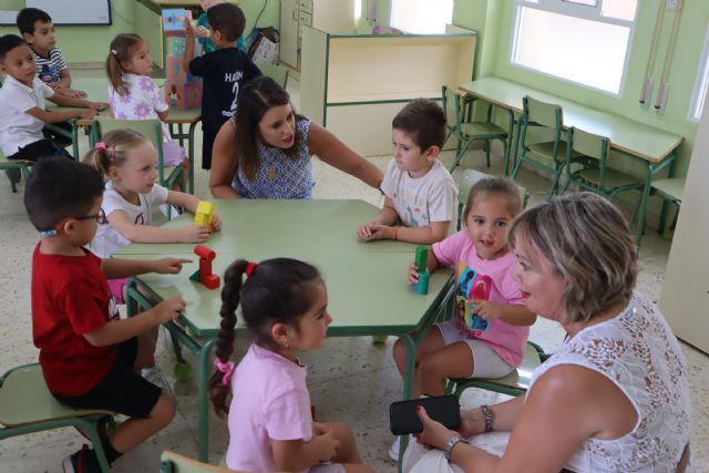 Más de 3.000 escolares comienzan el curso en nueve centros educativos de San Pedro del Pinatar
