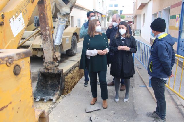 El Ayuntamiento realiza obras de mejora de la red de saneamiento y recogida de aguas pluviales