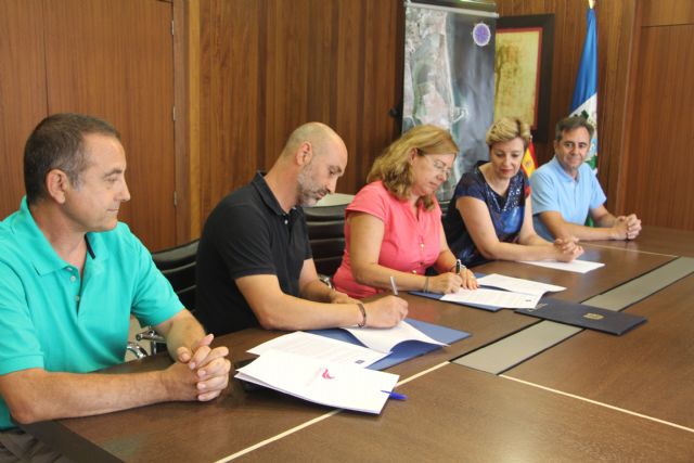 San Pedro del Pinatar y Salinera Española firman el acuerdo 'Life'