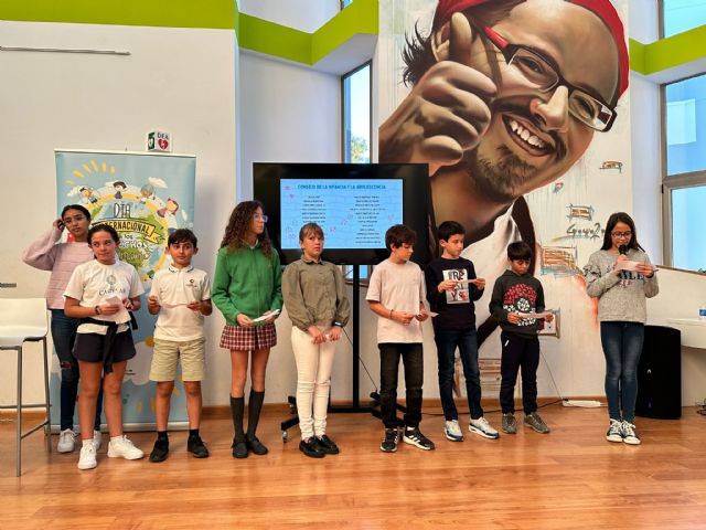 San Pedro del Pinatar celebra el Día Universal del Niño con un concurso de dibujo, talleres y charlas motivacionales