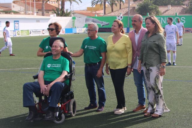 El club Atlético Pinatarense celebra un partido solidario a beneficio de la Asociación ELA Región de Murcia