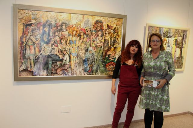La pintora alhameña Pepi Cava expone 'Solemnidades' en San Pedro del Pinatar