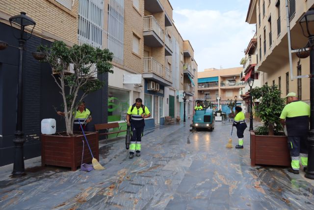 El Ayuntamiento de San Pedro del Pinatar pone en marcha un  plan de choque de limpieza