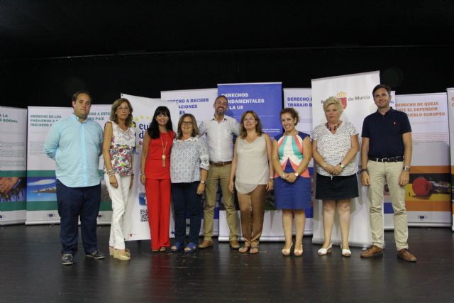 Exposición 'Derechos fundamentales de la Unión Europea' en San Pedro del Pinatar
